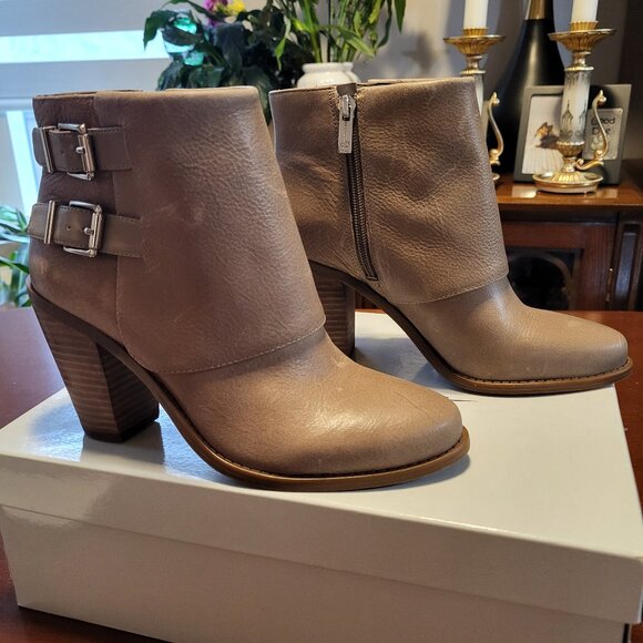 Vintage Jessica Simpson Cainn Ankle Boots Size 7.5 Slouchy Bootie - Picture 1 of 10
